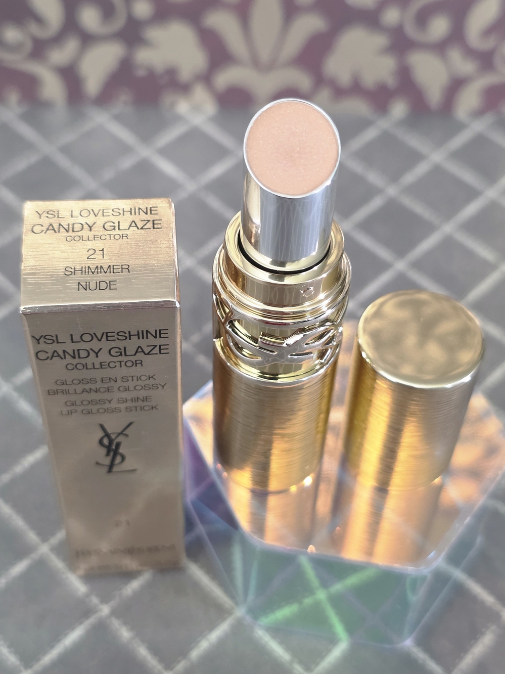 Yves Saint Laurent LoveShine Candy Glaze Gloss Stick â Shimmer Nude (21)